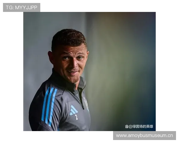 特里皮尔对比阿诺德:传中型与组织型边后卫的差异 特里皮尔对比阿诺德:传中型与组织型边后卫的差异