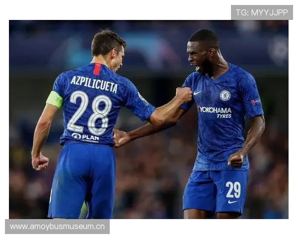 切尔西中场运转有序却缺关键连接点,节奏控制能力已显不足 切尔西中场运转有序却缺关键连接点,节奏控制能力已显不足